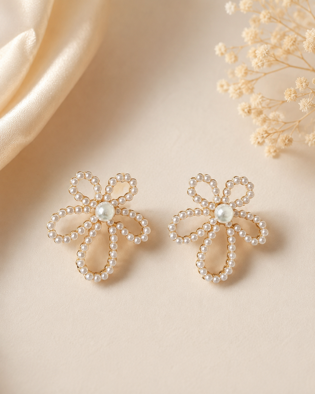 Daisy Pearl Studs