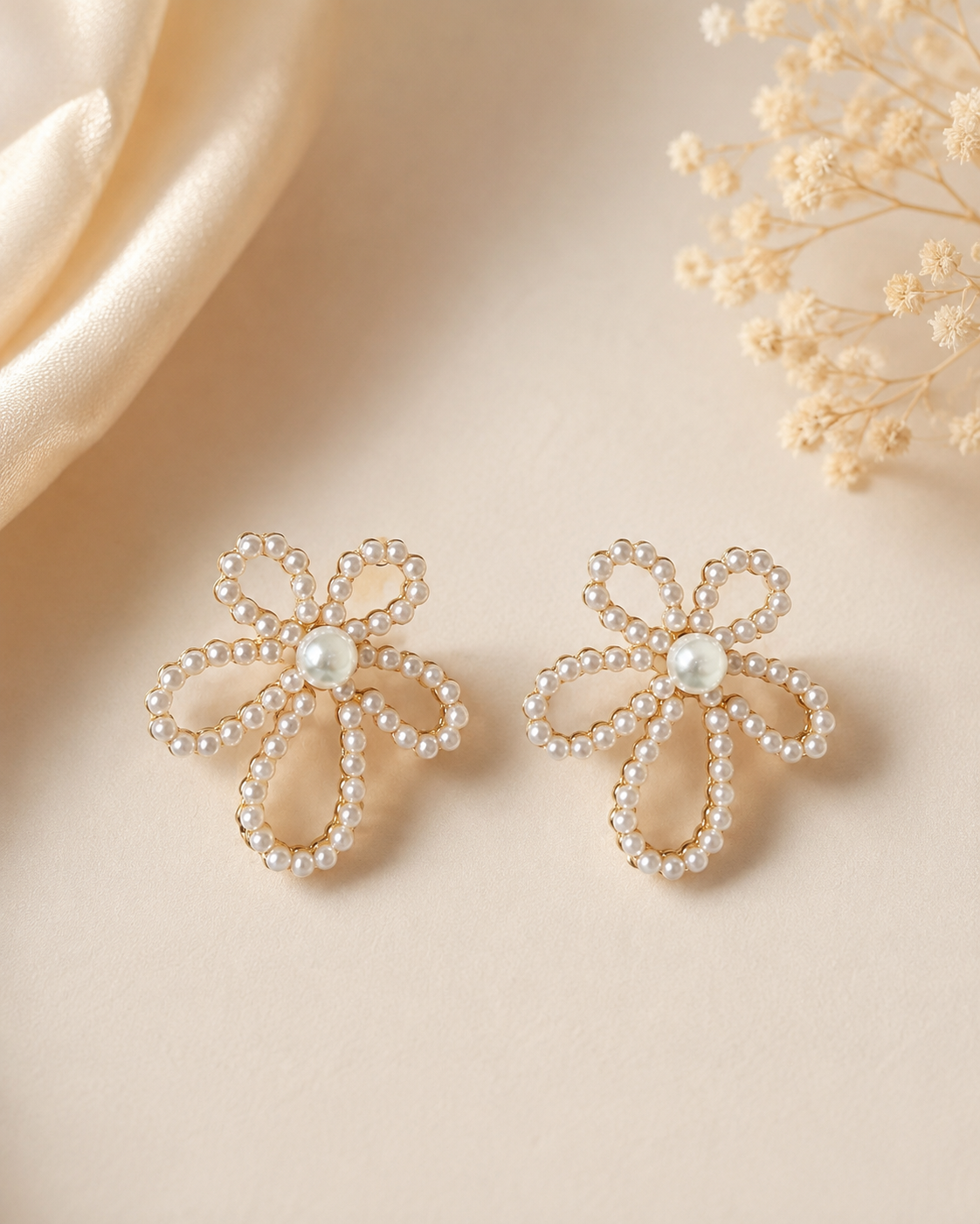 Daisy Pearl Studs