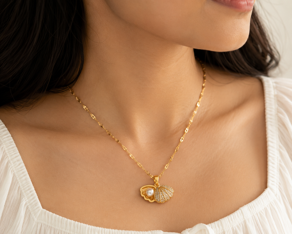 Pearl Shell Charm Necklace