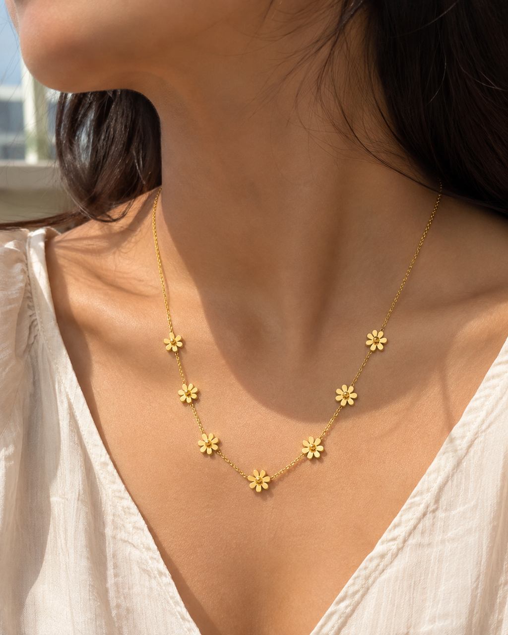 Daisy Bloom Necklace